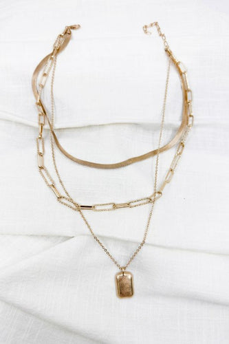 RESTOCK Layered chain worn gold necklace