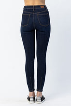 Load image into Gallery viewer, Judy blue - Dark wash solid skinny&#39;s