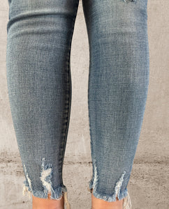 Button Fly distressed Judy Blue skinny’s